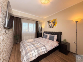 RentHouse Apartments-Ambient Light